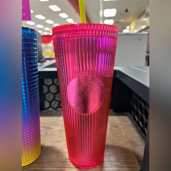 Starbucks Pink Pleated Cup Magenta Iridescent Bling Tumbler 24oz Venti New 2023 - Picture 5 of 10
